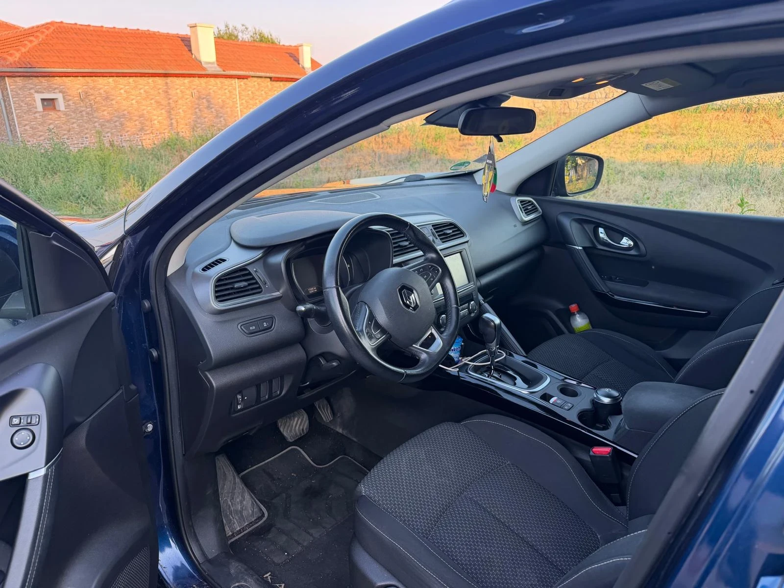 Renault Kadjar 1.5dci, снимка 4 - Автомобили и джипове - 55538909