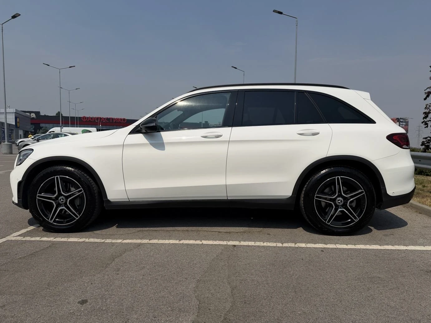 Mercedes-Benz GLC 300 Mercedes-Benz GLC 300d 4MATIC. AMG line., снимка 3 - Автомобили и джипове - 55716088