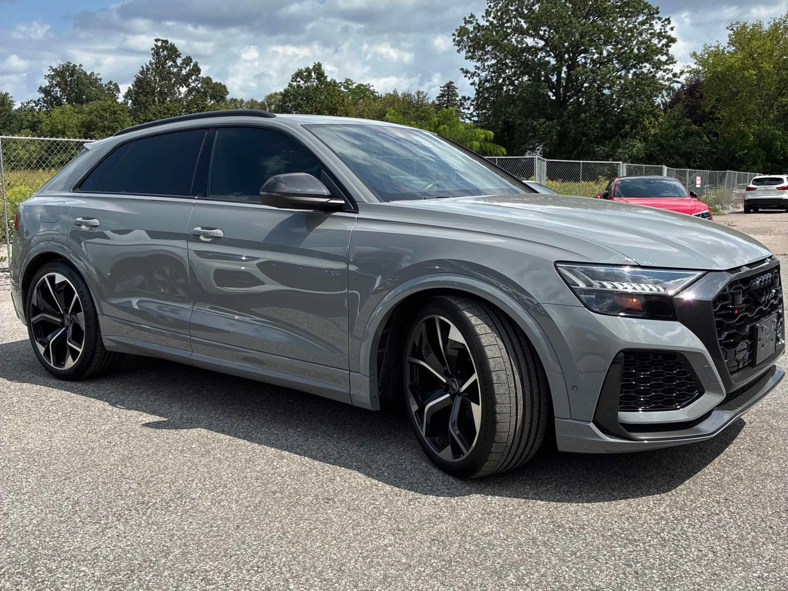 Audi RSQ8 * NARDO GRAY * ОТ ПРЕДСТАВИТЕЛСТВО НА АУДИ * , снимка 3 - Автомобили и джипове - 55948441