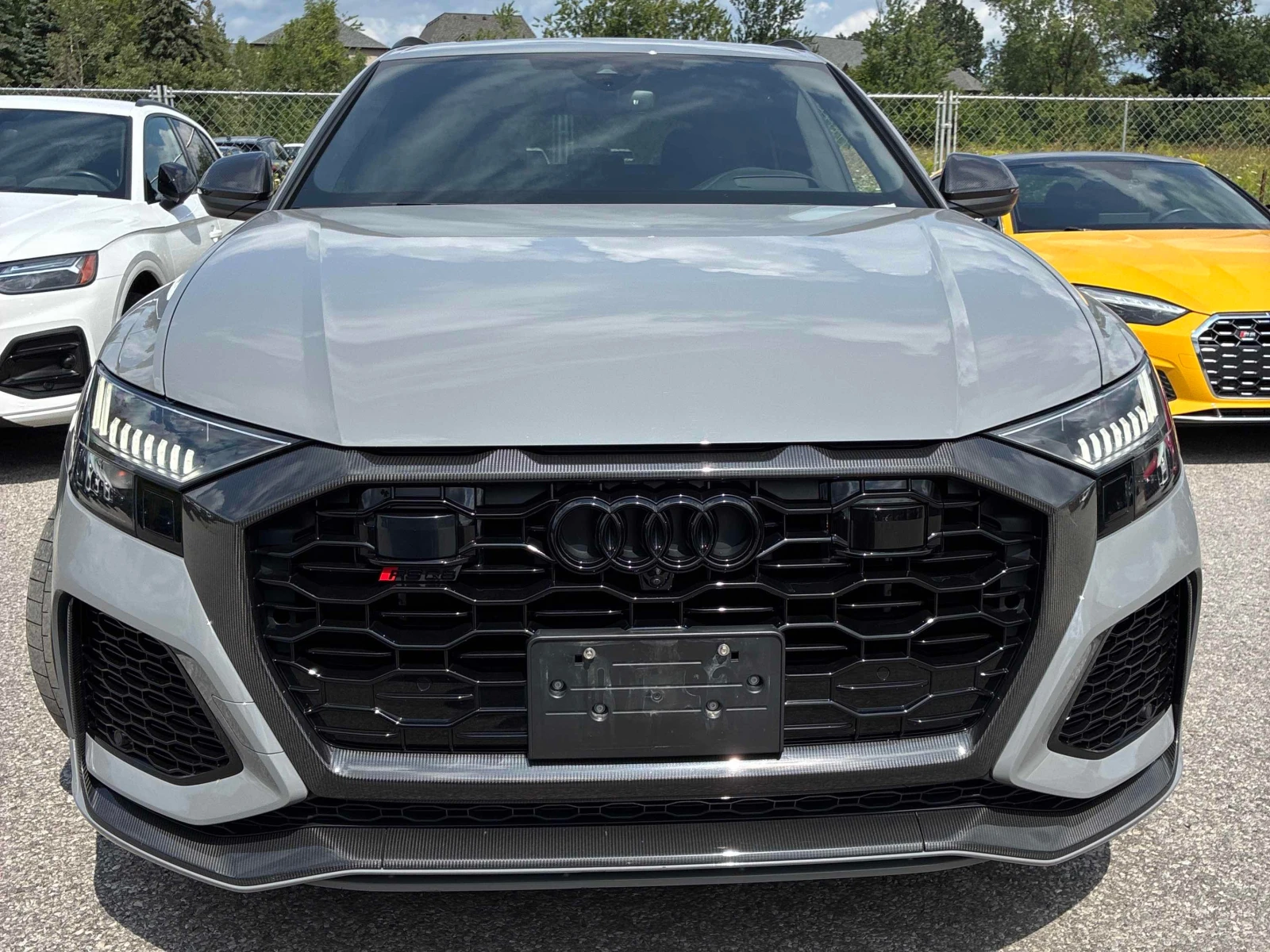 Audi RSQ8 * NARDO GRAY * ОТ ПРЕДСТАВИТЕЛСТВО НА АУДИ * , снимка 5 - Автомобили и джипове - 55948441