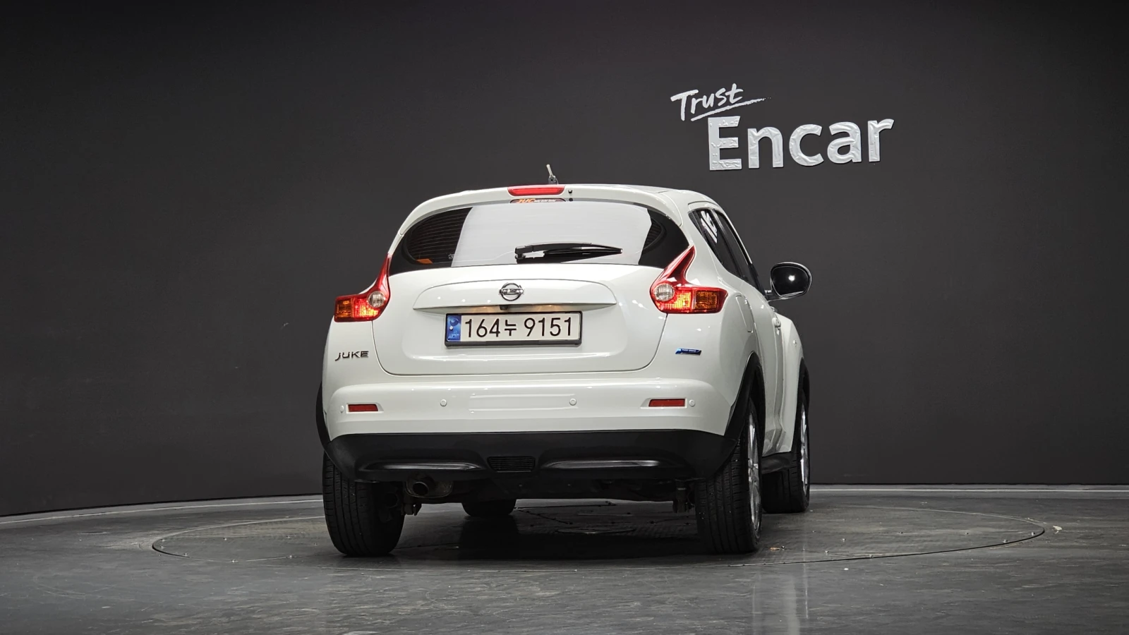 Nissan Juke 1.6* ЛЮК* КРАЙНА ЦЕНА, снимка 4 - Автомобили и джипове - 55983852