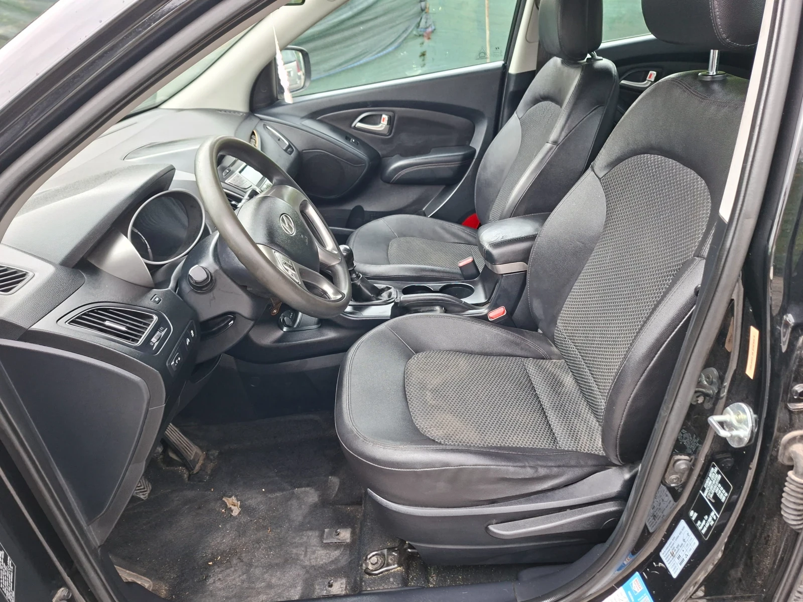 Hyundai IX35 1.7CRDI, снимка 10 - Автомобили и джипове - 56281062