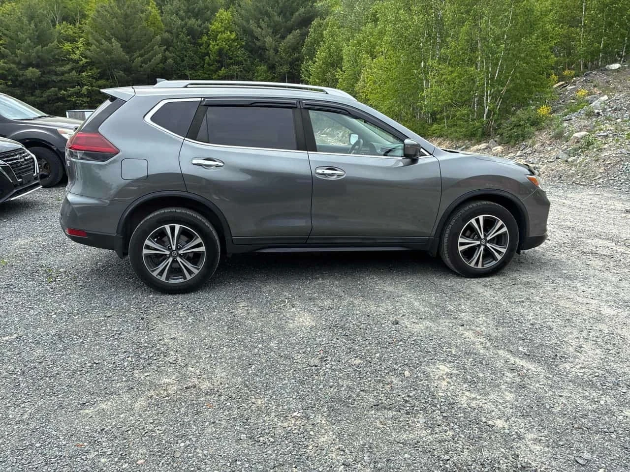 Nissan Rogue * AWD * CARFAX * ����� �� ����������� | Mobile.bg � ����������� 3