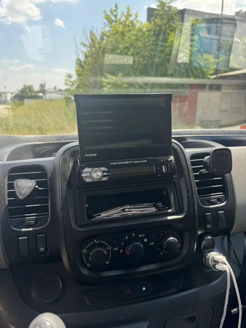 Renault Trafic 1.6 dci MAXI, снимка 7 - Бусове и автобуси - 52293544