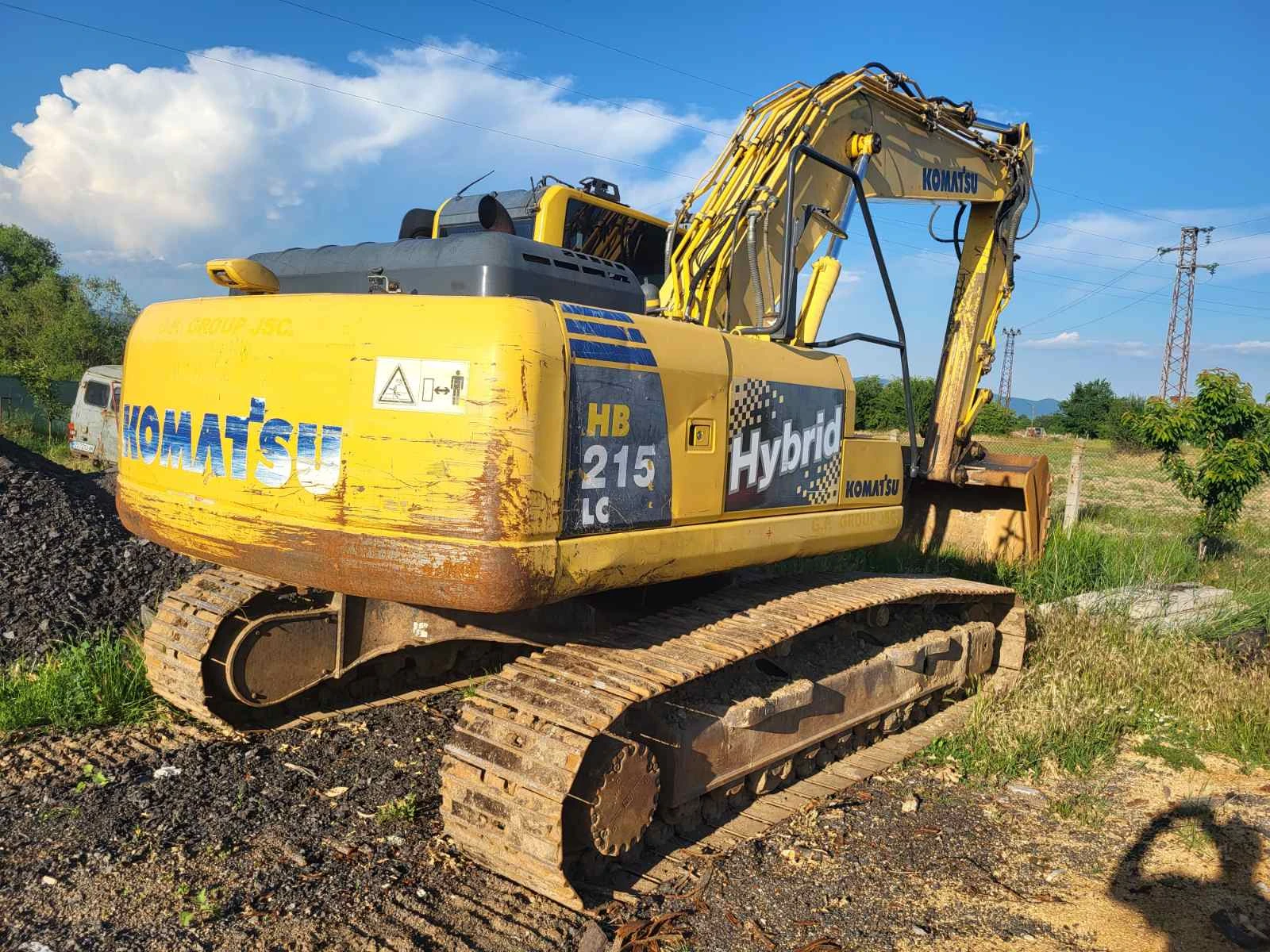Багер Komatsu HB215LC Hybrid, снимка 6 - Индустриална техника - 55101104