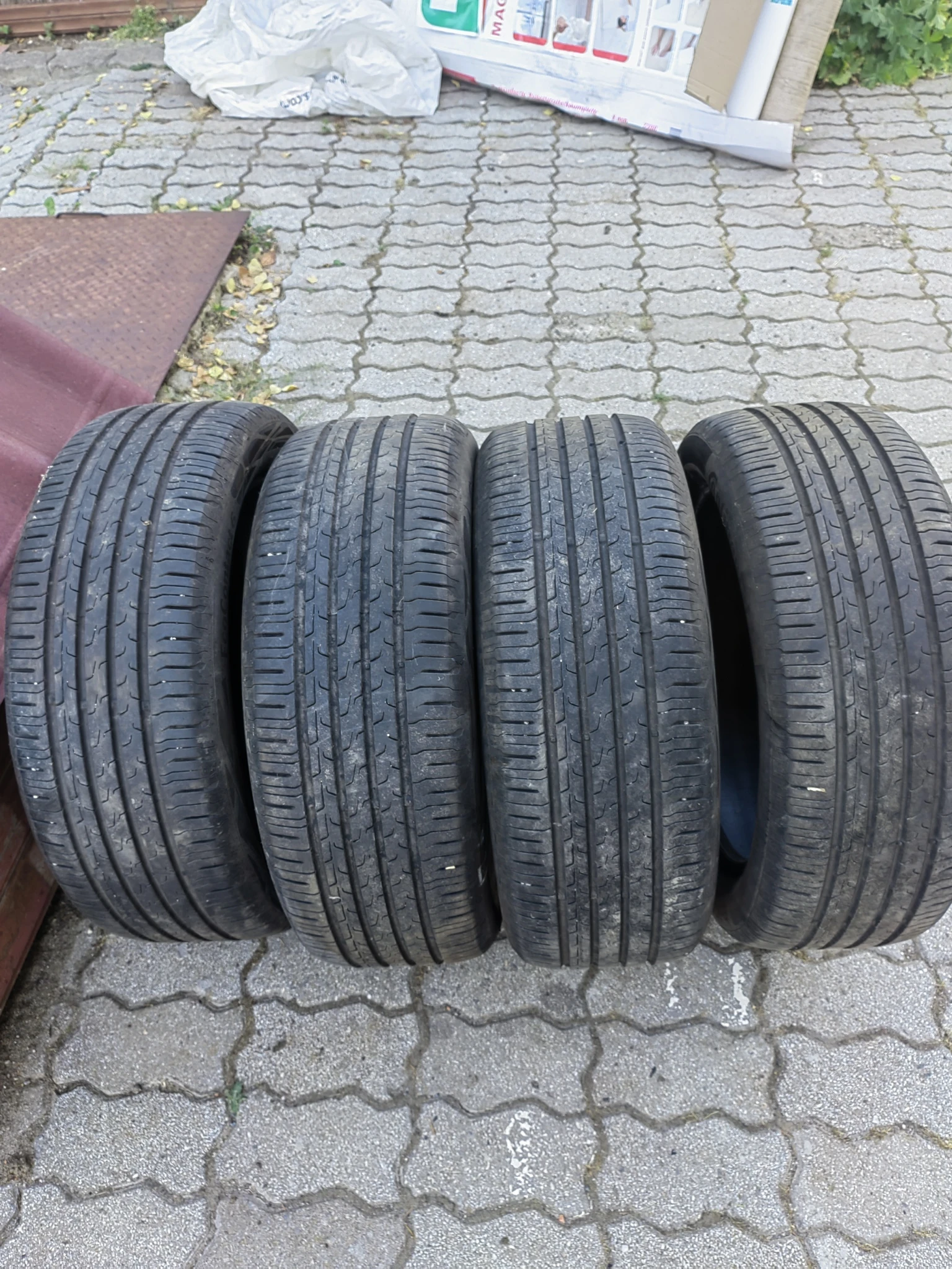 Гуми Летни 215/50R18