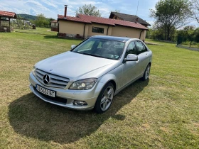 Mercedes-Benz C 320, снимка 2