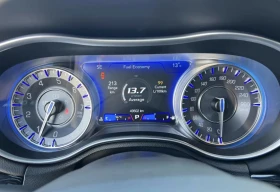 Chrysler 300c SRT 6.4 V8 * БЕЗ ИНЦИДЕНТИ * ПАНОРАМА * CARFAX * , снимка 7