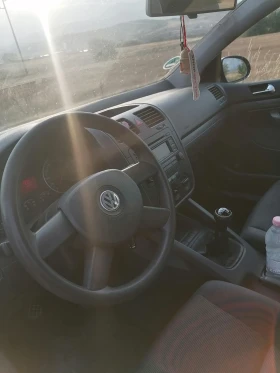 VW Golf 1.6FSI/4врати/Климатик , снимка 10