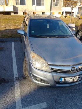 Opel Astra H, снимка 1