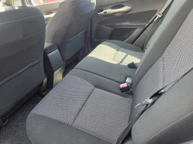 Toyota Auris 1.6 FACELIFT, NAVI | Mobile.bg    11
