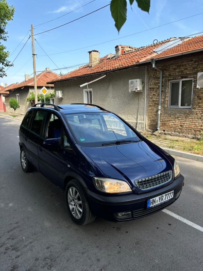 Opel Zafira, снимка 1 - Автомобили и джипове - 46199620