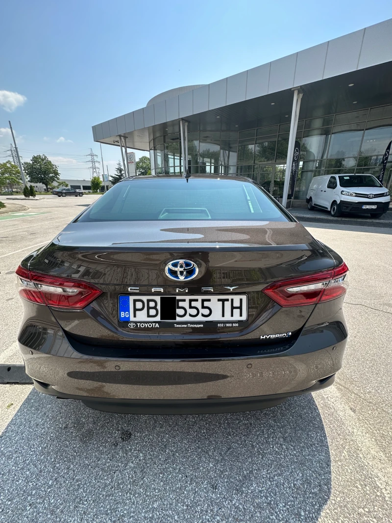 Toyota Camry LUXURY 2.5 Hybrid CVT, снимка 7 - Автомобили и джипове - 47344392