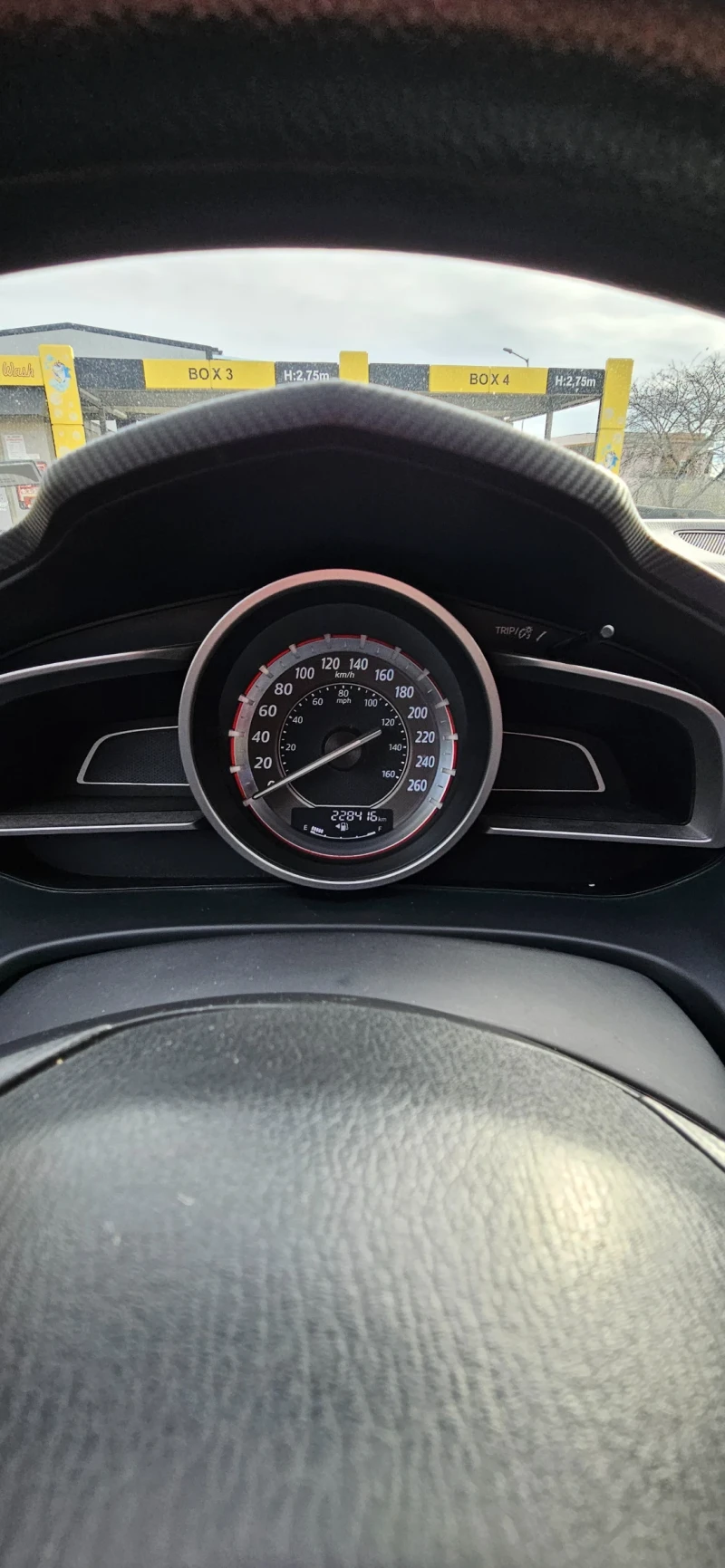 Mazda 3 Skyaktiv 2.0i, снимка 12 - Автомобили и джипове - 49410091