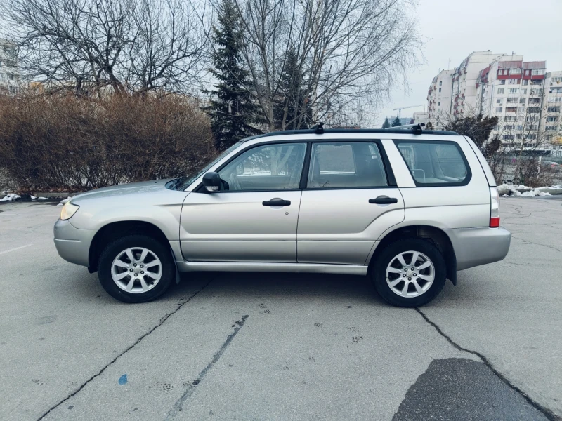 Subaru Forester 2.0 X, снимка 2 - Автомобили и джипове - 49021270