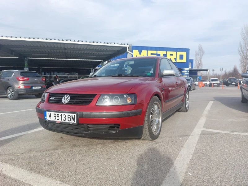 VW Passat, снимка 2 - Автомобили и джипове - 49506729