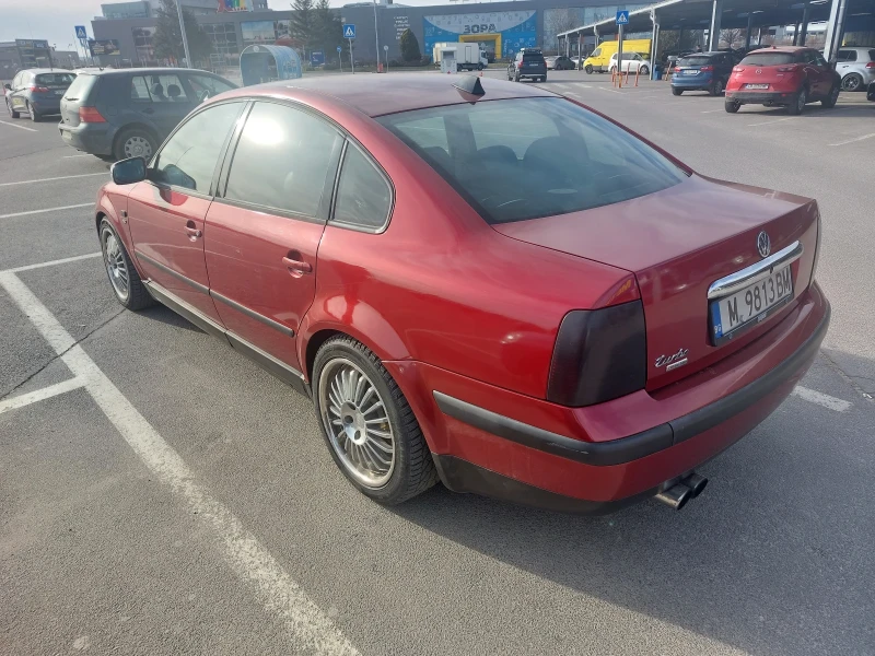 VW Passat, снимка 6 - Автомобили и джипове - 49506729