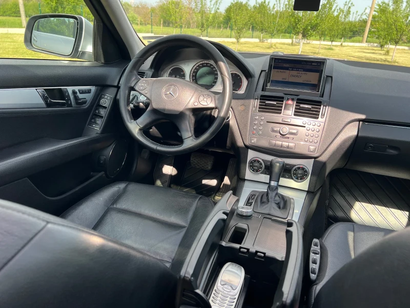 Mercedes-Benz C 320 Цената е крайна, снимка 10 - Автомобили и джипове - 52198041