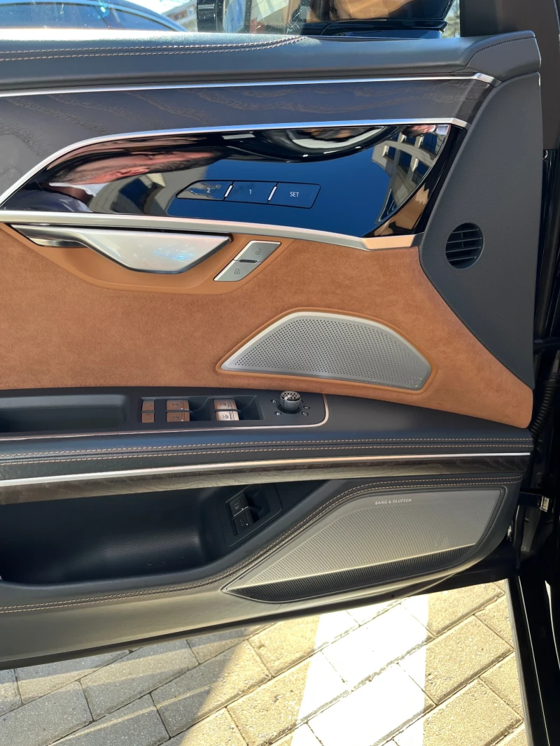 Audi A8 Audi A8L 60TFSIe quattro PLUG-IN , снимка 14 - Автомобили и джипове - 52558888