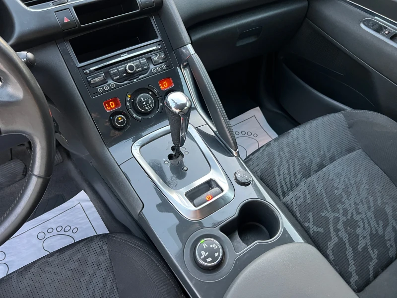 Peugeot 3008 1.6HDI-112к.с./ Автоматик/ Автопилот/ Навигация, снимка 15 - Автомобили и джипове - 51098328