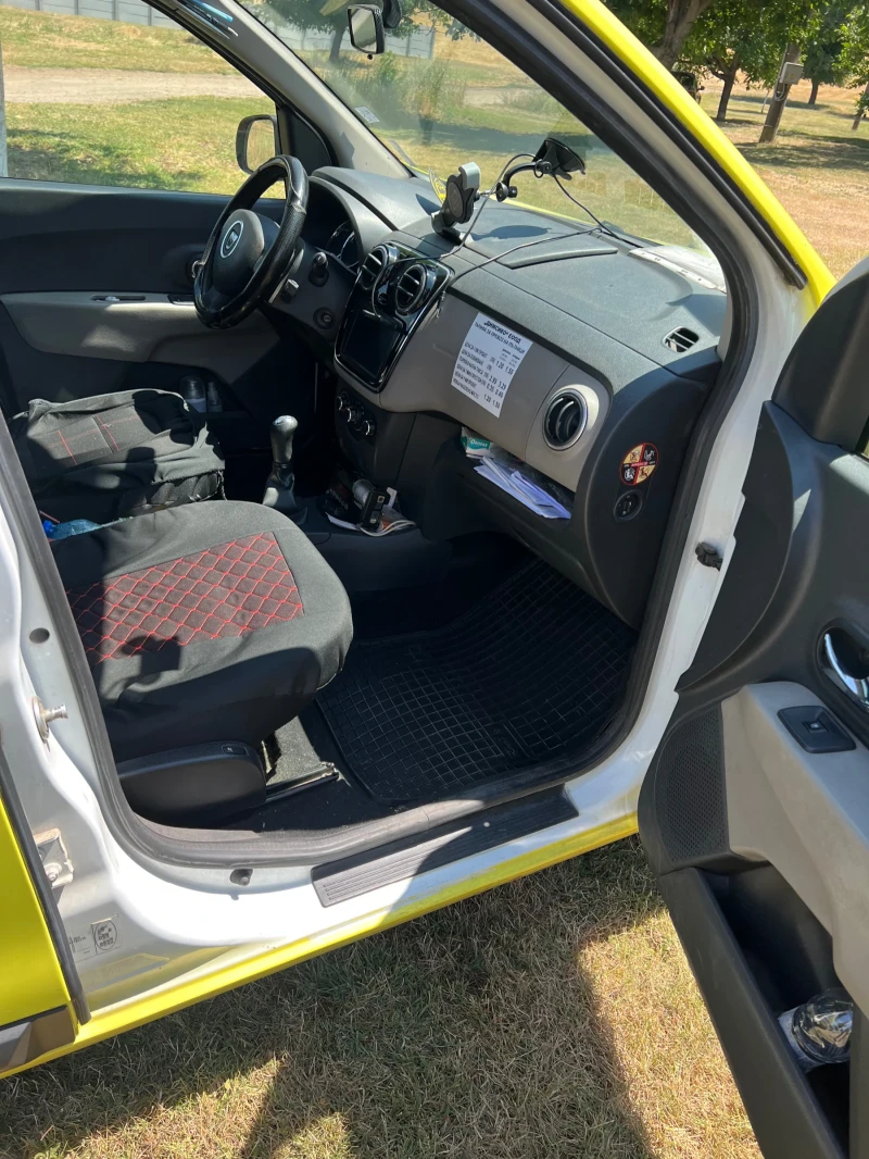 Dacia Lodgy 1.2tce, снимка 6 - Автомобили и джипове - 51958662