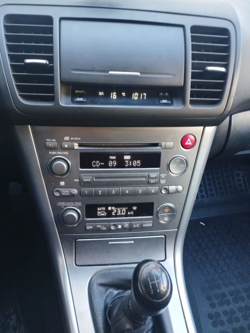 Subaru Legacy, снимка 14 - Автомобили и джипове - 52263386