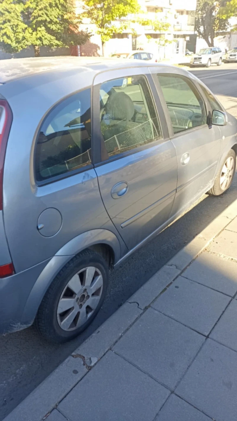 Opel Meriva, снимка 3 - Автомобили и джипове - 52310454