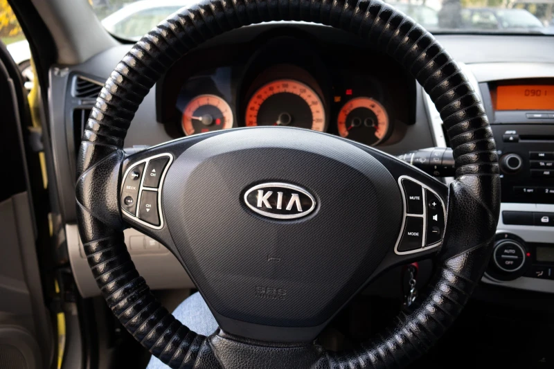 Kia Ceed, снимка 11 - Автомобили и джипове - 52554524
