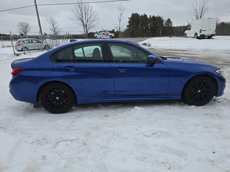 BMW 330 i xDrive 2021 * CARFAX * БЕЗ ПЪРВОНАЧАЛНА ВНОСКА, снимка 4 - Автомобили и джипове - 52830639