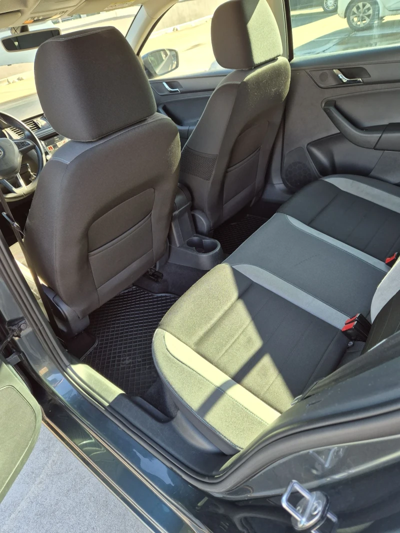 Skoda Rapid 1.6 TDI 116hp Edition , снимка 15 - Автомобили и джипове - 53111283