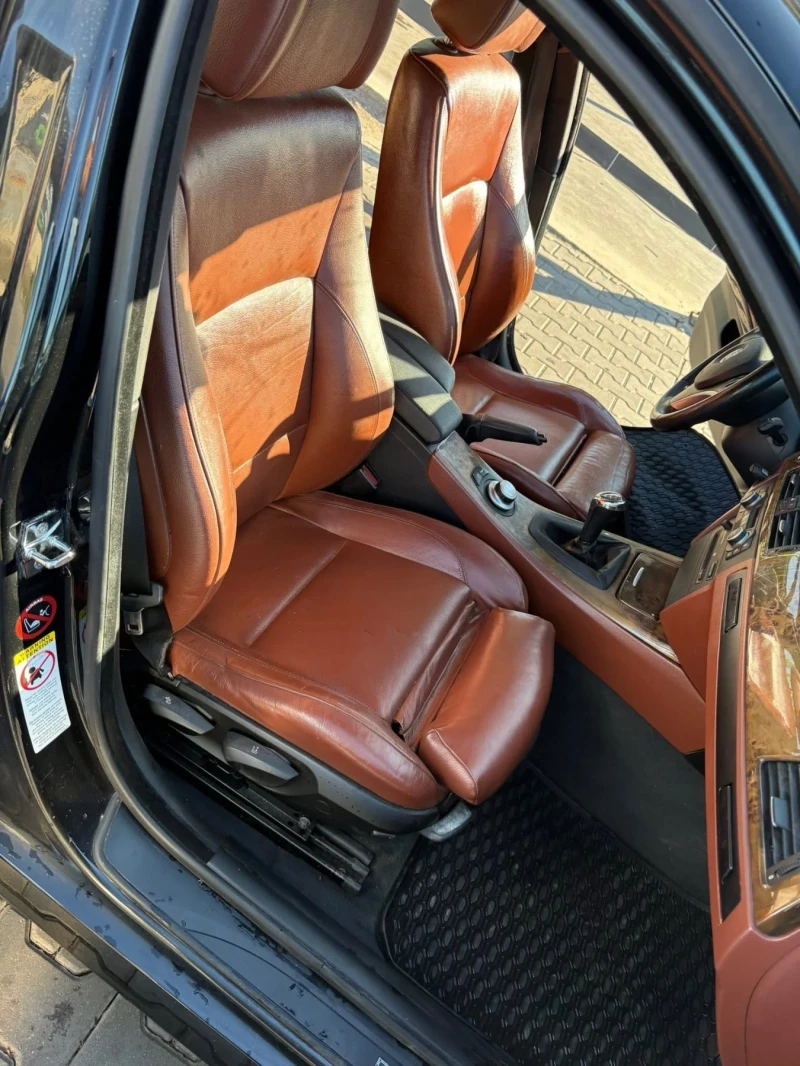 BMW 320, снимка 16 - Автомобили и джипове - 53225428