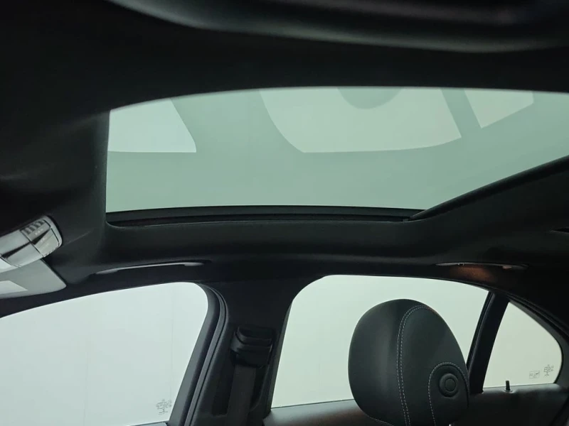 Mercedes-Benz C 300 52000km! * CARFAX * , снимка 12 - Автомобили и джипове - 53335804