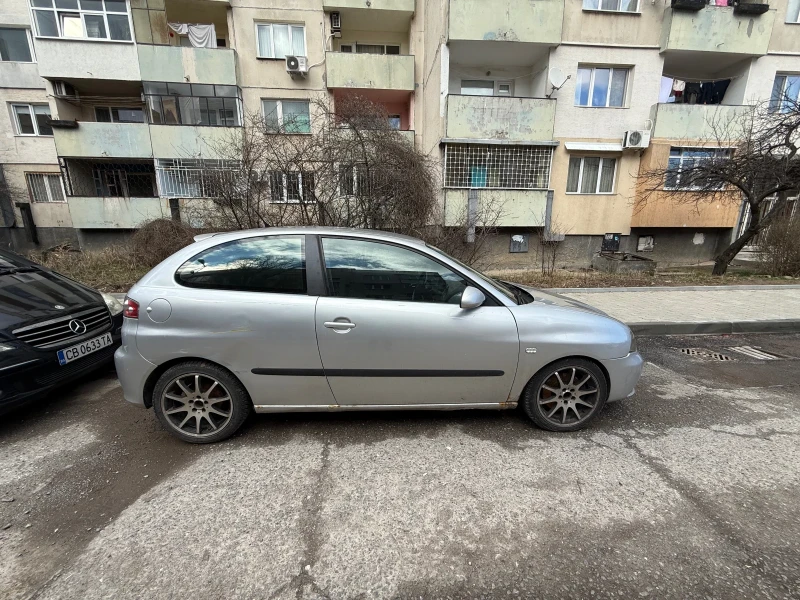 Seat Ibiza, снимка 7 - Автомобили и джипове - 53524662