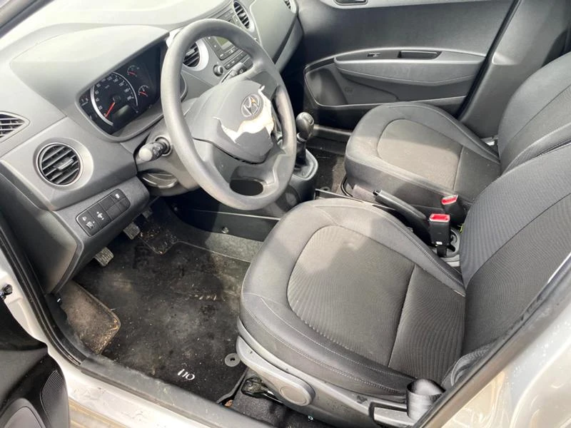 Hyundai I10, снимка 7 - Автомобили и джипове - 29985330