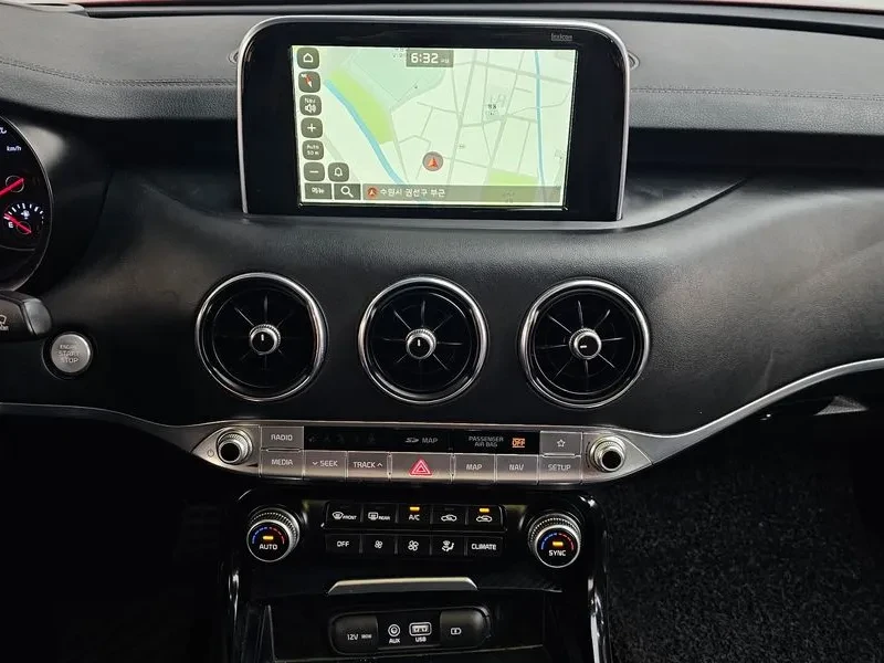 Kia Stinger 2.0 Turbo Awd Platinum, снимка 14 - Автомобили и джипове - 55278695