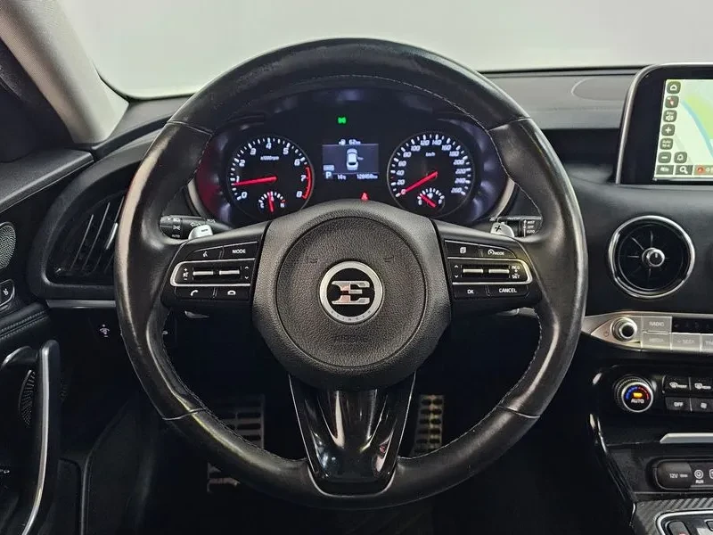 Kia Stinger 2.0 Turbo Awd Platinum, снимка 13 - Автомобили и джипове - 55278695
