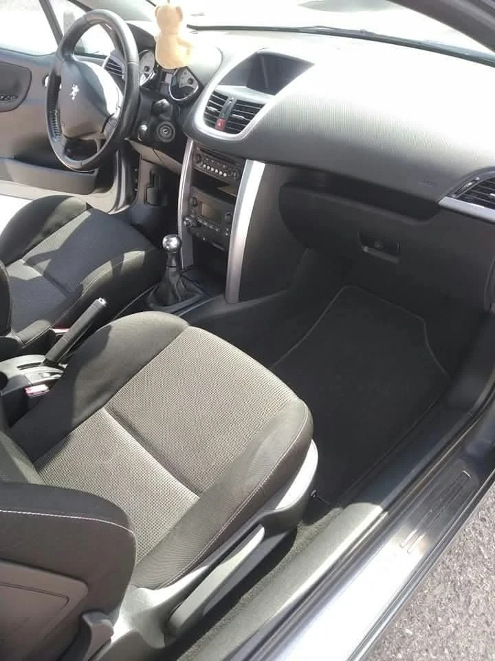 Peugeot 207, снимка 10 - Автомобили и джипове - 56641208
