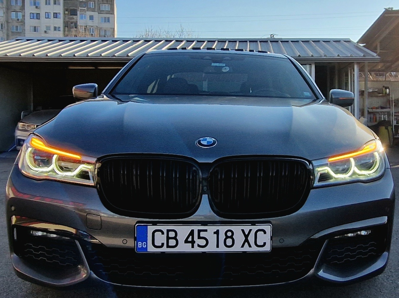BMW 730 M PACK/X DRIVE/CARBON/TV/SERVIZNA ISTORIA - изображение 1