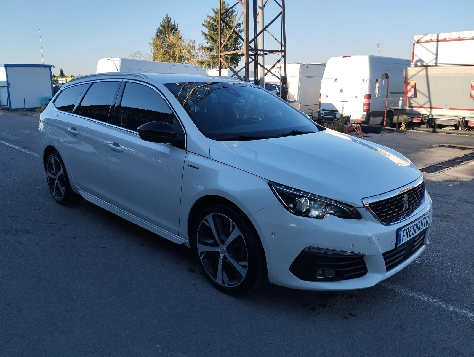 Peugeot 308 1.5HDI GT Line/Дистроник/Бяла перла - изображение 2