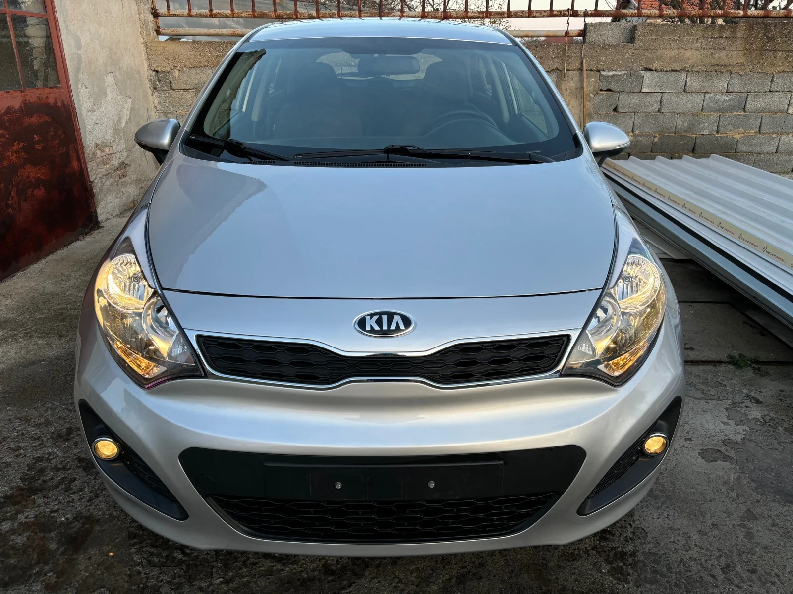 Kia Rio 1.4i AVTOMAT SWISS - изображение 5