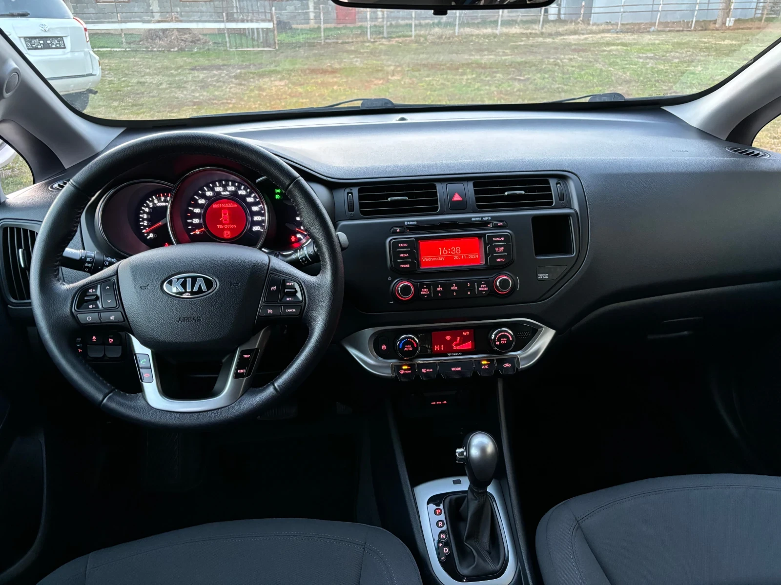 Kia Rio 1.4i AVTOMAT SWISS - изображение 9