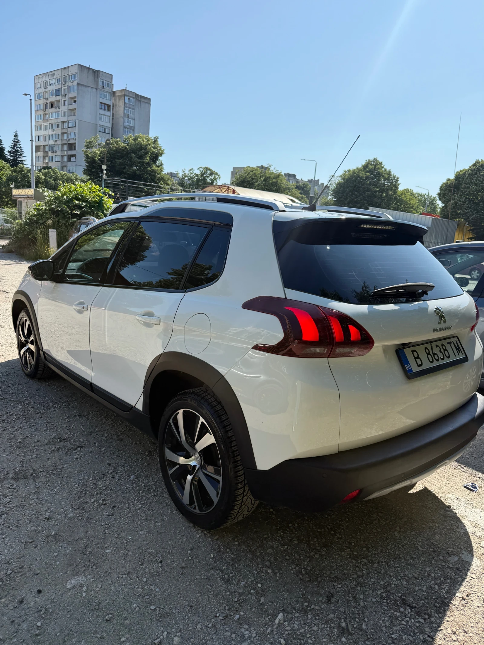 Peugeot 2008 1.2 turbo - изображение 5