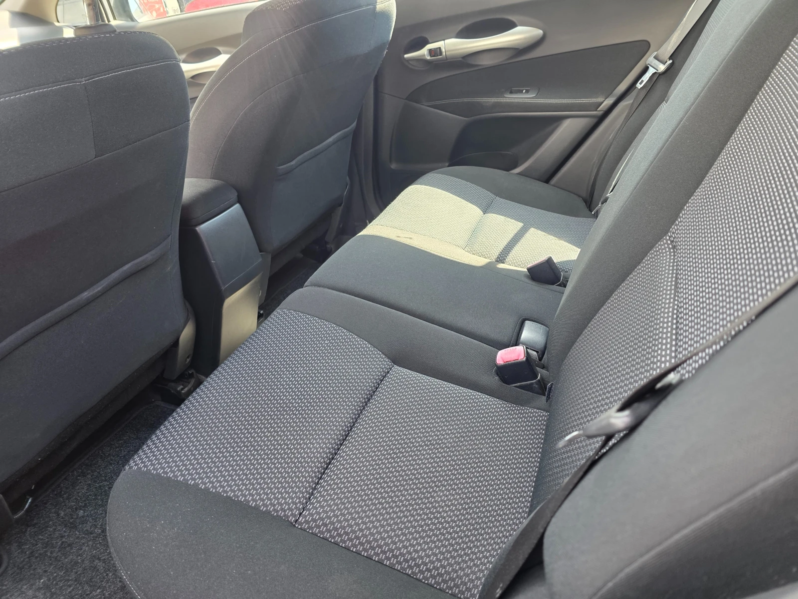 Toyota Auris 1.6 FACELIFT, NAVI | Mobile.bg   12