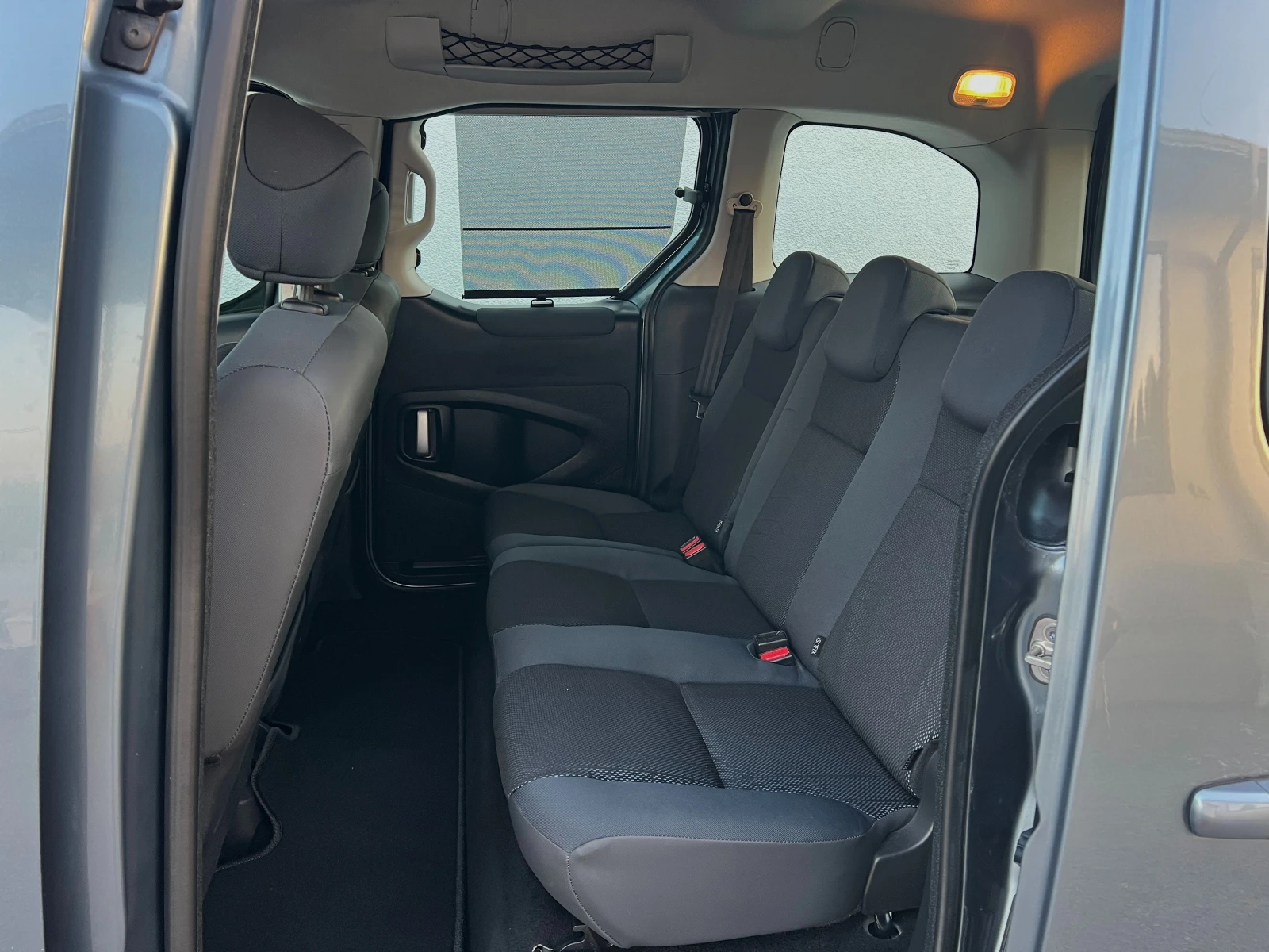 Peugeot Partner 1.6HDi  186000 186000 186000 | Mobile.bg   12