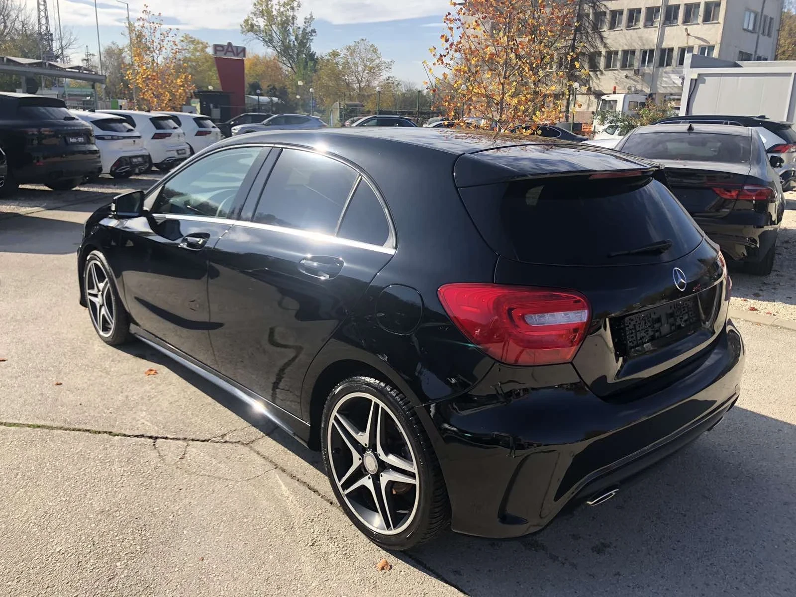 Mercedes-Benz A 200 AMG* Pano* Camera* Distronic* Full led * Автомат - изображение 5