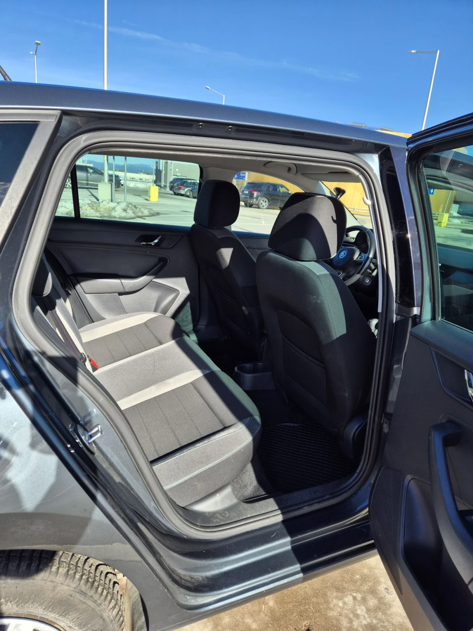 Skoda Rapid 1.6 TDI 116hp Edition  | Mobile.bg � ����������� 11