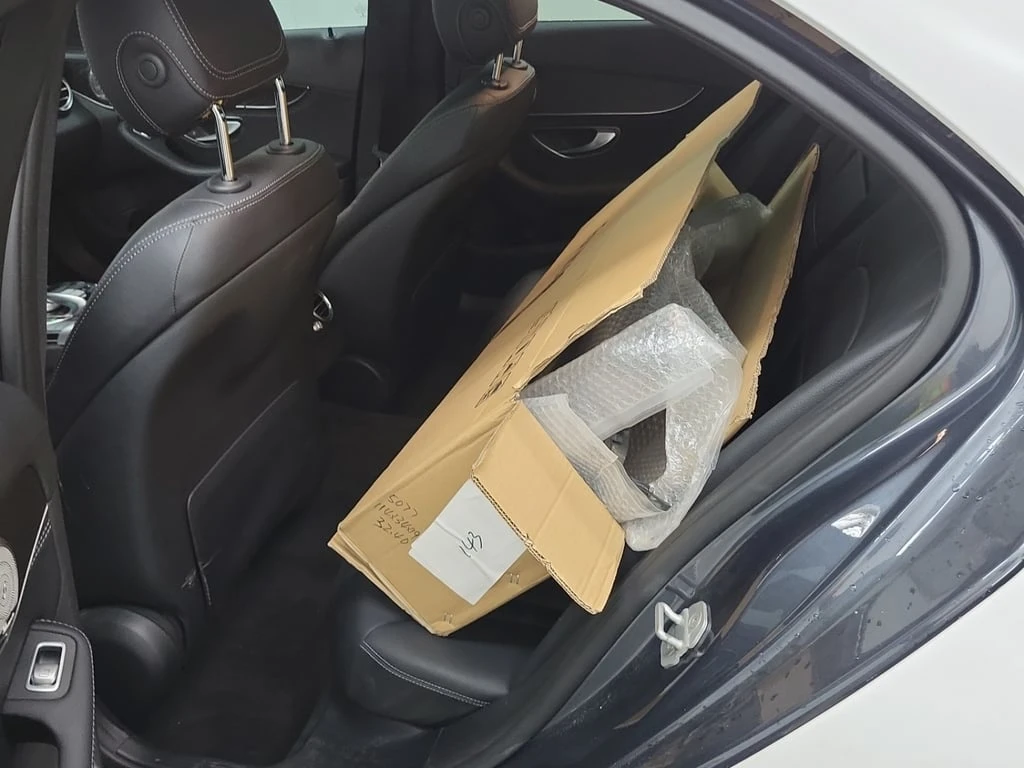 Mercedes-Benz C 300 52000km! * CARFAX *  | Mobile.bg � ����������� 11