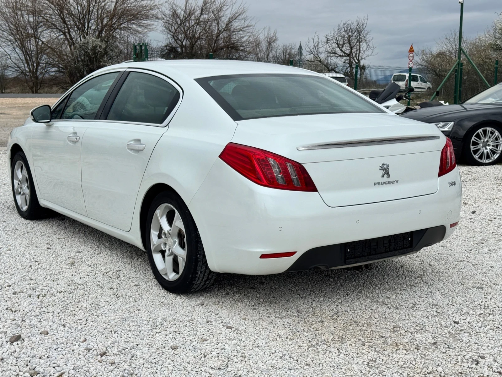 Peugeot 508 2.0hdi-hybride, снимка 4 - Автомобили и джипове - 53941733