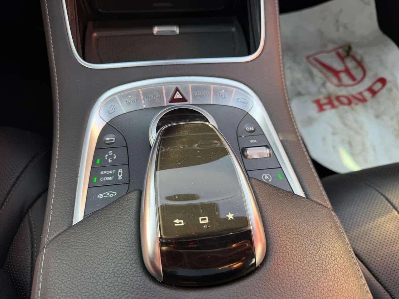 Mercedes-Benz S 550 * CARFAX * Дистроник * Burmester * Обдухване * , снимка 13 - Автомобили и джипове - 54060284