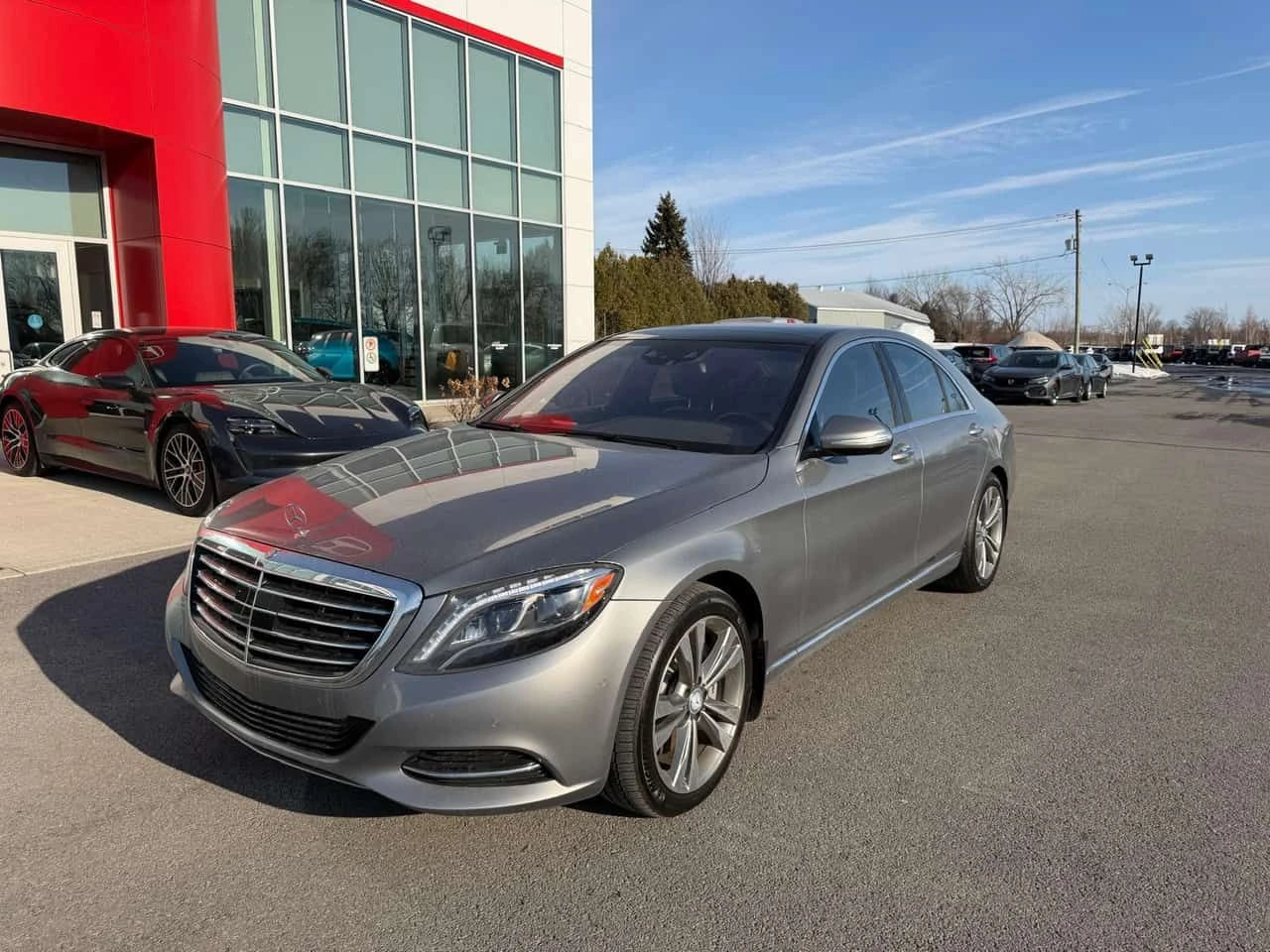 Mercedes-Benz S 550 * CARFAX * Дистроник * Burmester * Обдухване * 